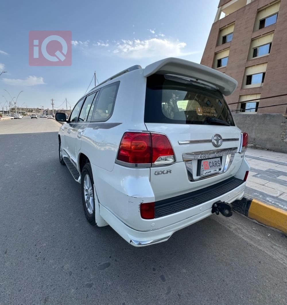 تويوتا لاندكروزر